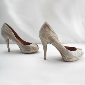 Vince Camuto Platform Heels Women's 9 Beige Rose Snakeskin Leather Peep Toe